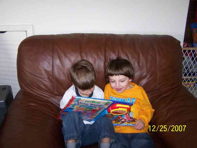 778x577 pixels (38K)